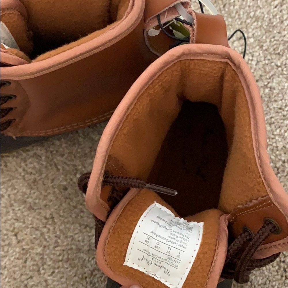 Boot - Picture 3 of 3